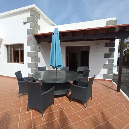 Marta Playa Blanca (Lanzarote)